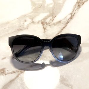 BURBERRY SUNGLASSES